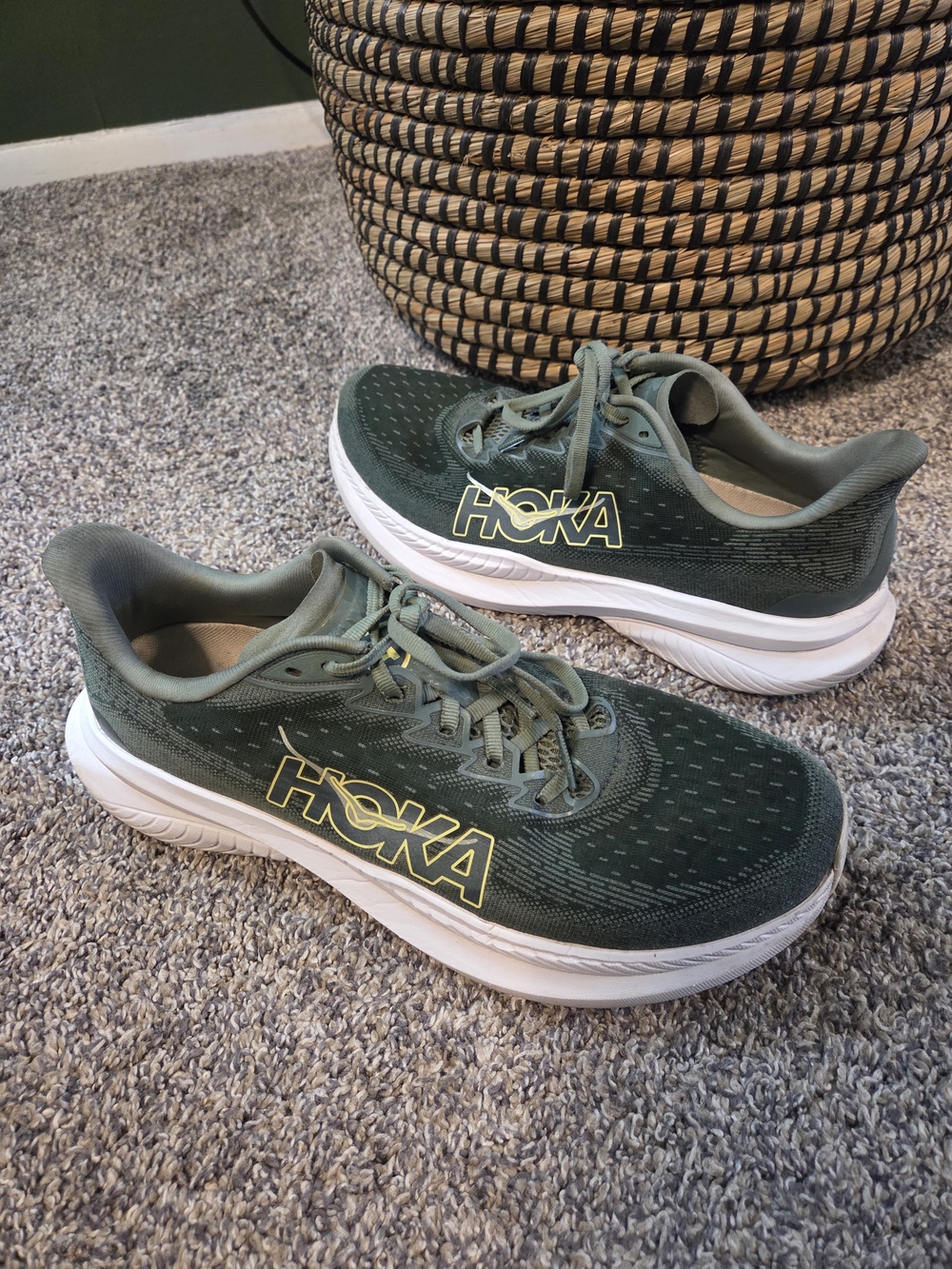 Men's Hoka Mach 6 Running Shoes - Green